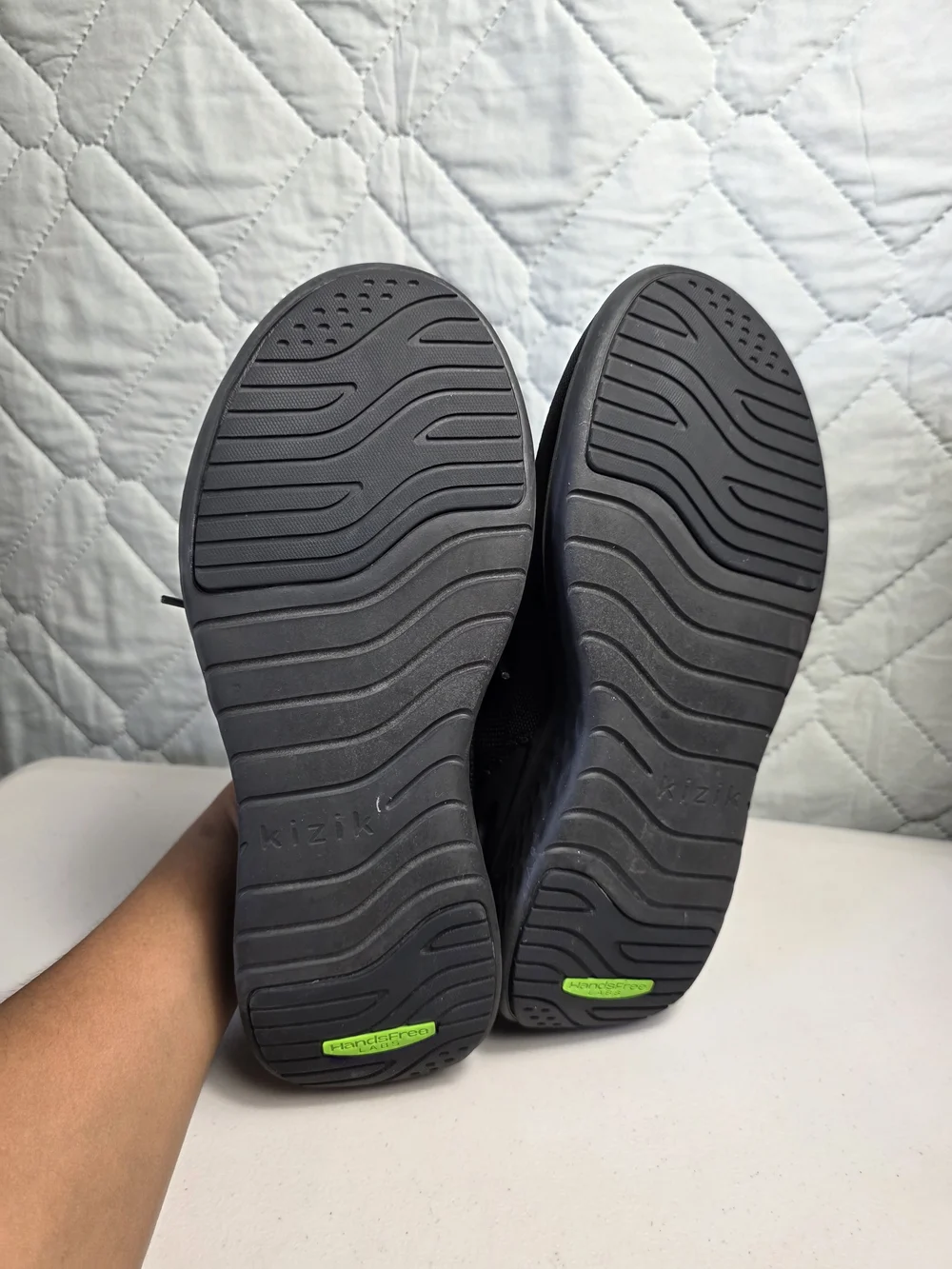 Kizik Athens Black Outsole Womens 12 /Athletic Sneaker Sz 11 Men's Wide